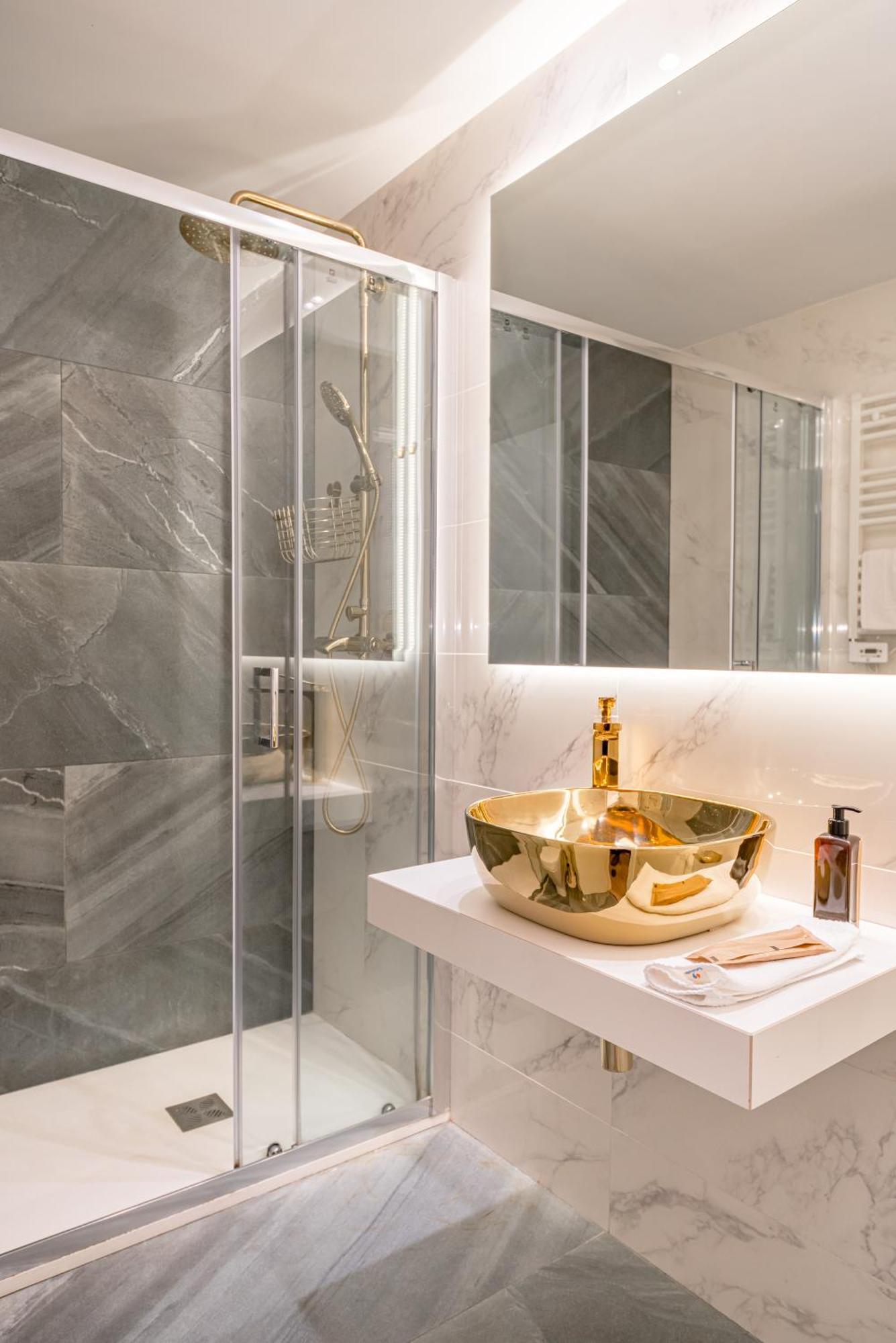 Chueca I Calle Farmacia 1Br 1Bh Madrid Bagian luar foto